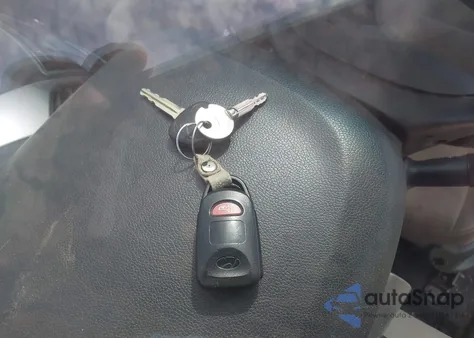 2015 Hyundai Elantra Se from USA, damaged, VIN 5NPDH4AE8FH588818